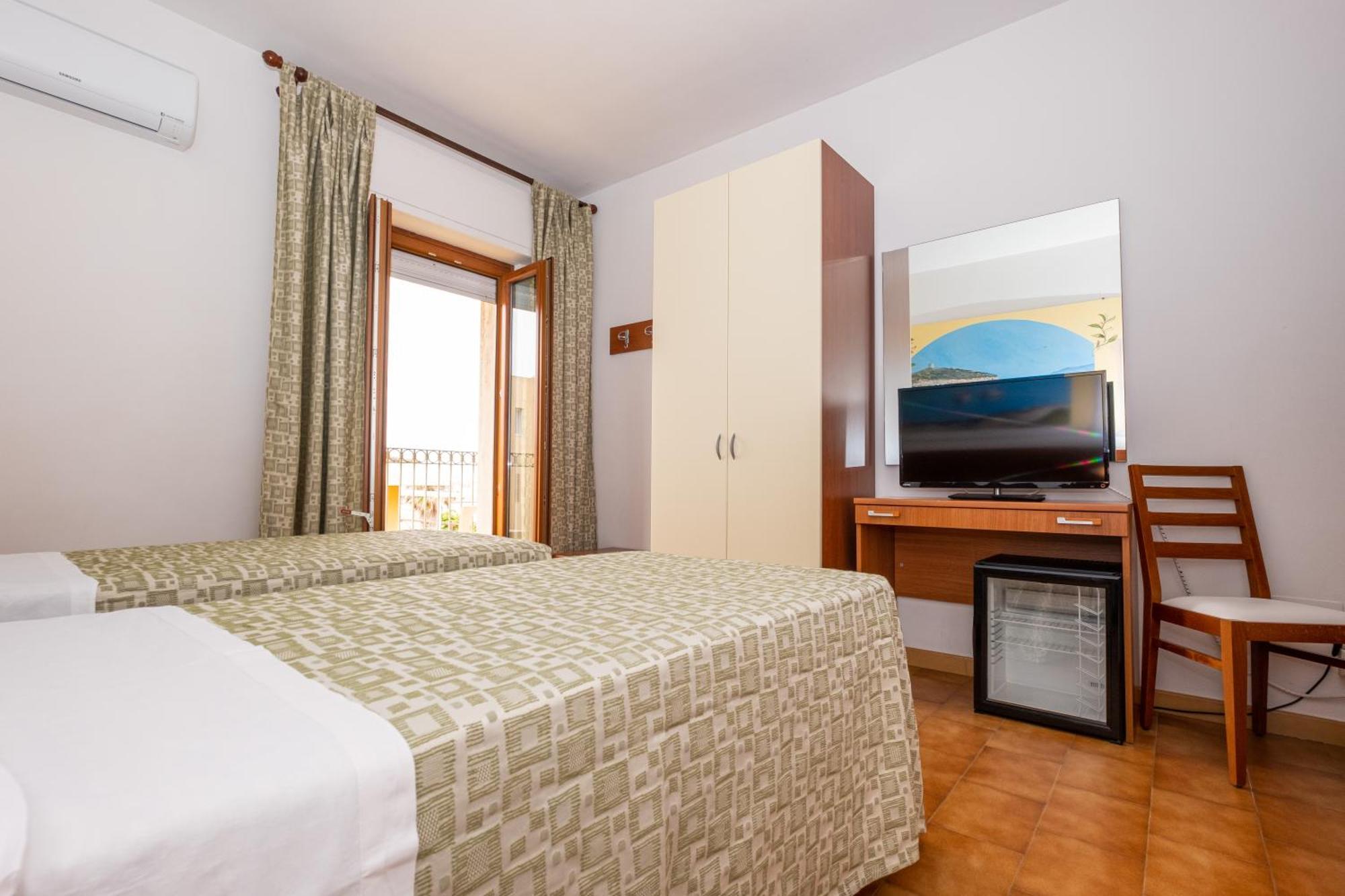 Hotel Il Gabbiano Alghero Ngoại thất bức ảnh